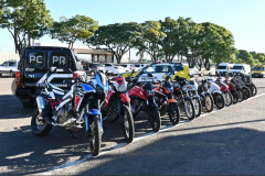PCPR e PMPR apreendem 19 motocicletas durante operação em Paranavaí