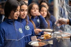 Pesquisa “Fala, Estudante!” mostra a aprovação dos alunos à merenda e infraestrutura escolar no Estado