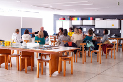 MON realiza oficina de arte têxtil para professores