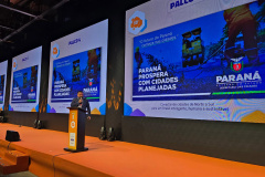  Governo do Estado mostra soluções urbanas paranaenses no Connected Smart Cities 2025