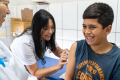 Paraná aplica mais de 87 mil doses de vacina no Dia D