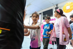 Alunos da Educação Especial participam de evento sobre o Outubro Rosa