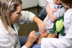 Sesa reforça importância da vacinação contra a Covid-19 em crianças