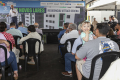 Londrina, 25 de outubro de 2024 - O governador em exercício Darci Piana inaugura residencial com 512 apartamentos dentro do programa Casa Fácil Paraná.