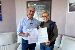Zoológico Municipal de Cascavel ocupa uma área de cerca de 20 hectares de mata nativa e abriga diversos animais ameaçados de extinção.