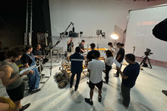 Curso gratuito de Elétrica Avançada para Cinema vai formar técnicos em oito cidades do Paraná