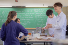 SETI - Em novo levantamento, ensino superior do Paraná tem alta histórica em cursos de excelência