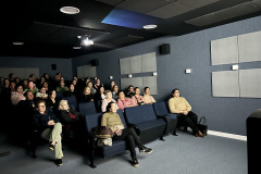 Filme "Câncer com ascendente em virgem" foi visto por mais de 7,7 mil mulheres em ação do Paraná Rosa