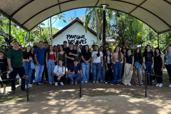 Alunos de Rio Bonito do Iguaçu encerram ano letivo com viagem especial a Foz do Iguaçu