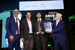 BRDE conquista 1º lugar no Prêmio ABDE-BID 2025 com artigo sobre inteligência artificial e inclusão financeira