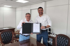 Parceria entre Lottopar e Cohapar garante R$ 10 milhões para subsidiar o valor de entrada a 500 famílias