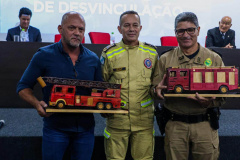 Cerimônia em Curitiba marca os três anos da desvinculação do Corpo de Bombeiros Militar do Paraná