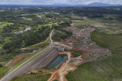 São José dos Pinhais, 31 de dezembro de 2026 - Fechamento da comporta e início do armazenamento de água da barragem do Miringuava.