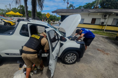 PMPR recupera veículo furtado em São Paulo após monitoramento pelo sistema Olho Vivo no Litoral