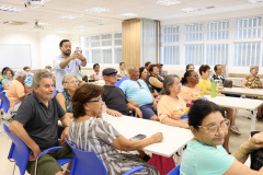  Mais de 70 idosos participam de workshops letramento em inteligência artificial