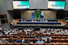 Cooperados da Ocepar conhecem o Copel Agro em Campo Mourão