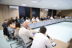 Governo do Paraná e Banco Mundial se reúnem para preparar documentação do PSH