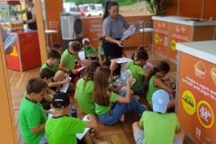 Em feiras agropecuárias, Copel orienta mais de 8 mil estudantes sobre o uso consciente de energia 