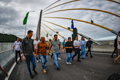 GOVERNADOR NA PONTE