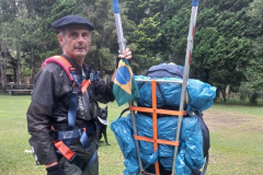 Francês que percorre os Caminhos do Peabiru passa por Curitiba após 50 dias do início de sua jornada