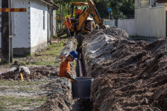 Expansão de 1% na rede de esgoto pode evitar 476 internações, diz estudo do Ipardes