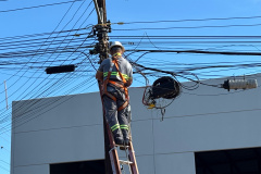 Mutirões no Norte do Paraná retiram mais de 1,3 tonelada de cabos de telecomunicações irregulares