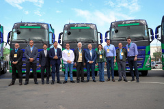 ENTREGA CAMINHÕES VOLVO
