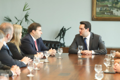 Governador Carlos Massa Ratinho Júnior recebe o presidente da Câmara dos Deputados, Rodrigo Maia. Curitiba, 15/02/2019. Foto: Rodrigo Felix Leal/ANPr