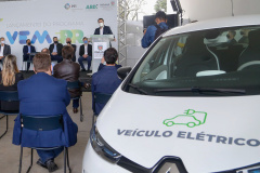 02.09.2020 - O Governo do Estado recebeu nesta quarta-feira (2) dez carros elétricos modelo Zoe, da Renault, como parte do projeto VEM PR.Foto Gilson Abreu