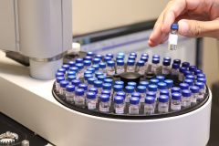 Para atender as novas demandas do setor produtivo, geradas a partir da pandemia do
novo coronavírus, em 2020 o Instituto de Tecnologia do Paraná (Tecpar) ampliou a
variedade de soluções tecnológicas voltadas às empresas da área de saúde. Foto: Tecpar