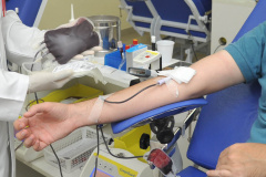 O estoque de sangue disponível nesta quinta-feira (25) no Centro de Hematologia e Hemoterapia do Paraná (Hemepar) para atender Curitiba e a Região Metropolitana é suficiente apenas para atender a demanda diária da instituição. - Curitiba, 25/02/2021 -  Foto: Divulgação SESA