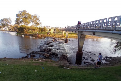 O Instituto Água e Terra (IAT), vinculado à Secretaria do Desenvolvimento Sustentável e do Turismo (Sedest), continua com fiscalizações para identificar a origem da aparição de peixes mortos no rio Iapó, nas proximidades da cidade de Castro, nos Campos Gerais. Curitiba, 27/09/2021  -  Foto: IAT