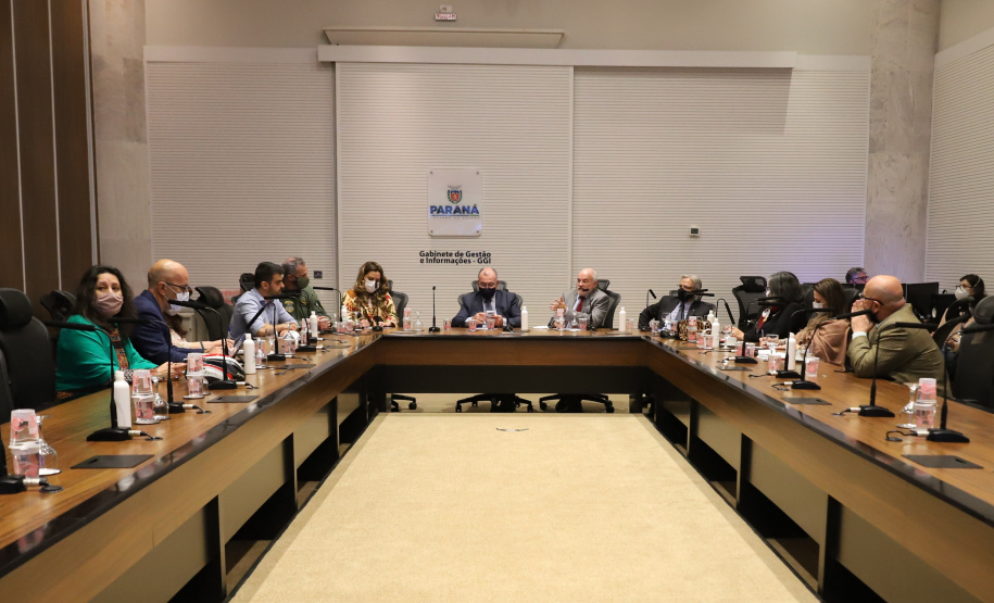 Estado do Paraná discute parceria com Instituto Carlos Chagas - Fiocruz para Dexenvolvimento Sustentavel. Foto: Geraldo Bubniak/AEN