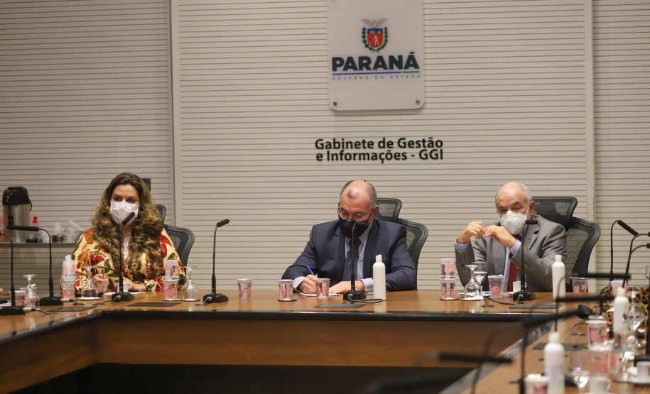 Estado do Paraná discute parceria com Instituto Carlos Chagas - Fiocruz para Dexenvolvimento Sustentavel. Foto: Geraldo Bubniak/AEN