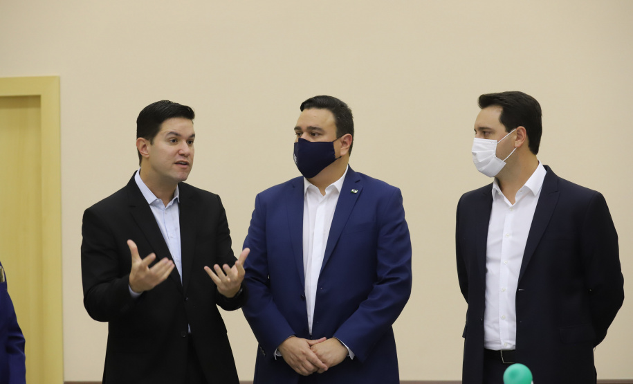 O governador Carlos Massa Ratinho Junior participa nesta quarta-feira (10), da  comemoração de oito anos da criação desse órgão central de controle e combate à corrupção - CGE.    - 10/11/2021 - Foto: Jonathan Campos