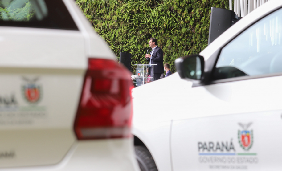O governador Carlos Massa Ratinho Junior entrrega  nesta quinta-feira (11),  veículos da Estratégia da Saúde da Família no Parque Barigui em Curitiba.   - 11/11/2021