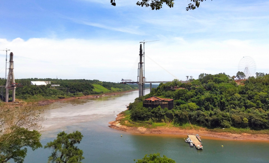 Obras da Ponte da Integração Brasil-Paraguai atingem 73% de execução Foto: Stela Guimarães/Itaipu Binacional