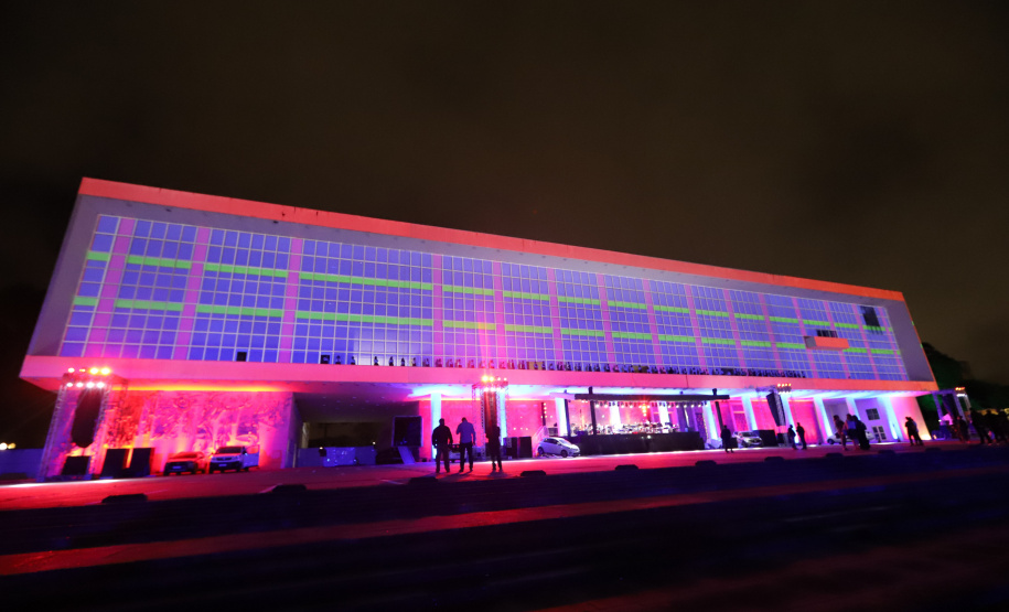 Natal do Palácio Iguaçu estreia nesta sexta-feira para encantar o público