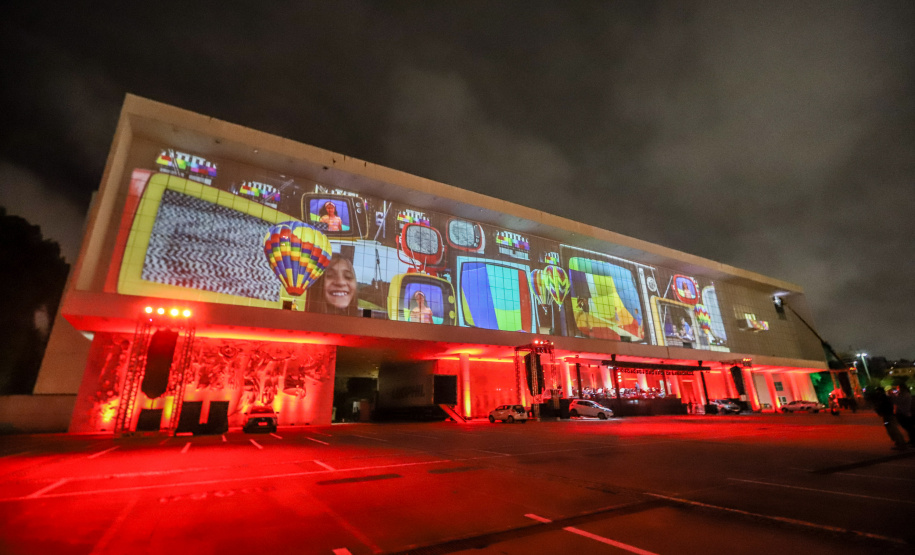 Natal do Palácio Iguaçu estreia nesta sexta-feira para encantar o público