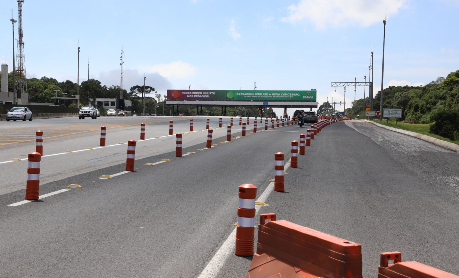 Encerramento dos atuais contratos de concessão de rodovias no Paraná. Abertura das catracas da praça de pedágio da Ecovia, na BR-277, em São José dos Pinhais, ocorrida à 0h00 deste domingo. - Curitiba, 28/11/2021 - Foto: Ari Dias/AEN