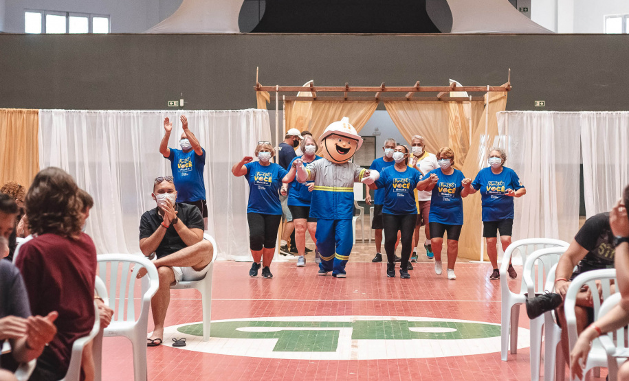 A Superintendência Geral do Esporte iniciou nesta semana o curso de formação e capacitação para 200 profissionais e acadêmicos habilitados em processo seletivo para atender a população durante a temporada de verão. O curso começou segunda-feira (22) e vai até sexta-feira (26). - Curitiba, 24/11/2021 - Foto: Thiago Chas/Paraná Esporte