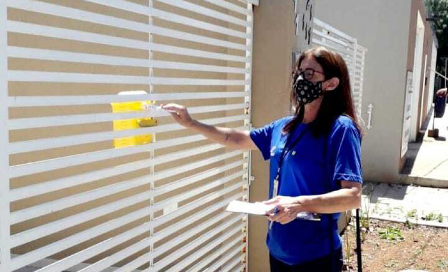 Moradores de Ponta Grossa são orientados sobre interligação de esgoto