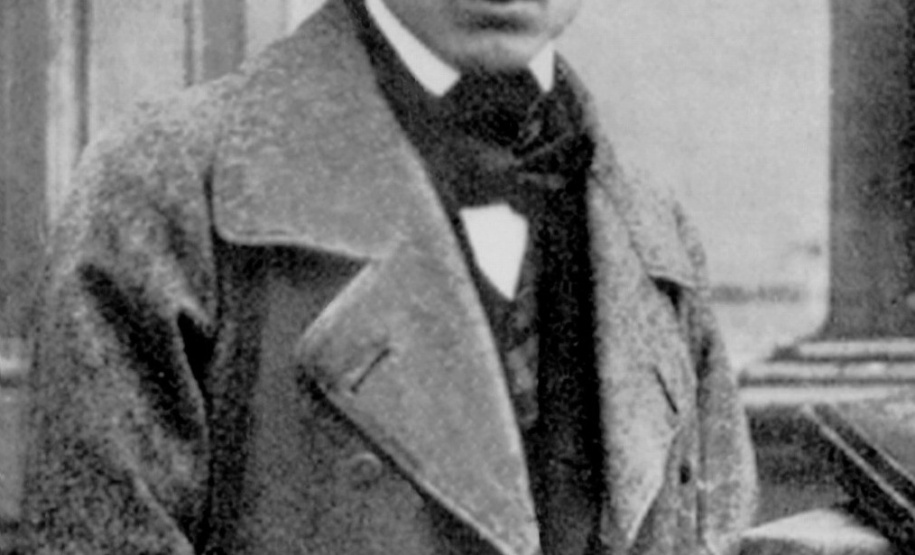 Orquestra Sinfônica do Paraná reencontra o público no grande auditório do Teatro Guaíra