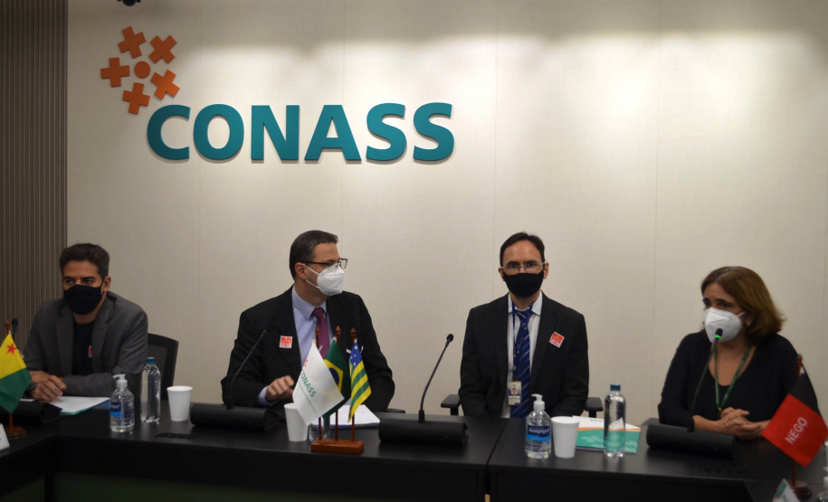 Secretário defende em Brasília discussão mais ampla em transição de programa na Atenção Primária