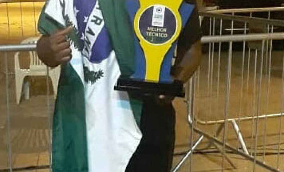 Técnico do Geração Olímpica e Paralímpica descobre talentos e qualifica o boxe paranaense