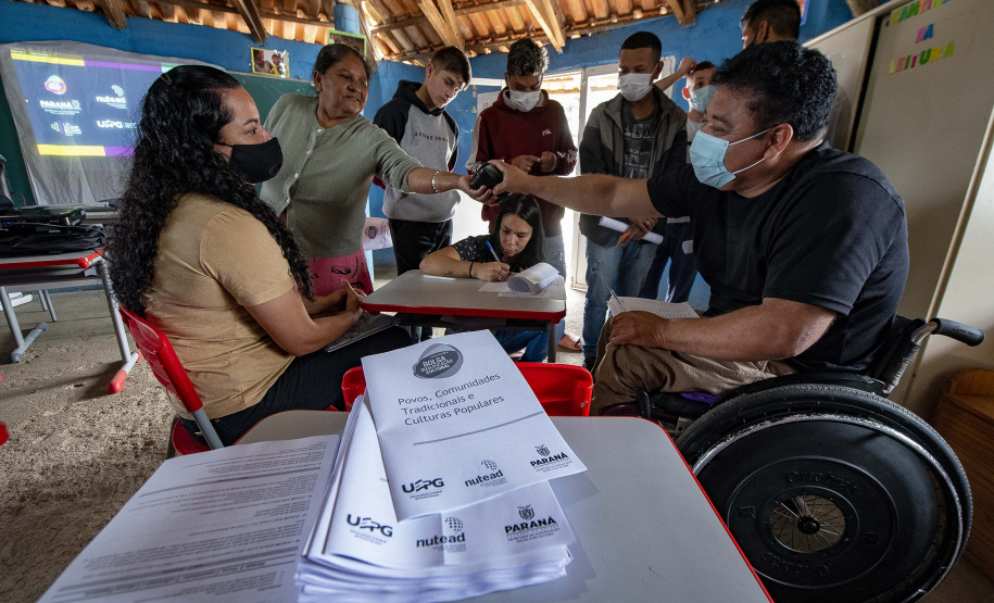 Artesãos de comunidades indígenas fazem a formação da Bolsa Qualificação. Foto: Kraw Penas/SECC