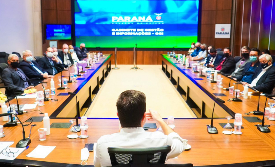 Estado avança na desburocratização e estenderá o programa Descomplica para os municípios. Foto: Guilherme Flores/Casa Civil