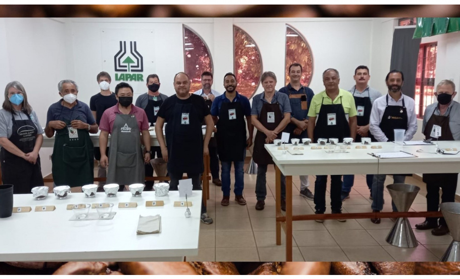 Começa a prova de xícara do Concurso Café Qualidade Paraná