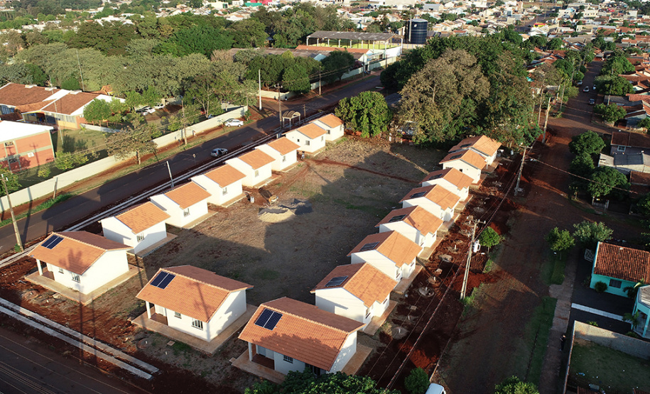 Famílias de Medianeira são realocadas de assentamentos precários para novas casas