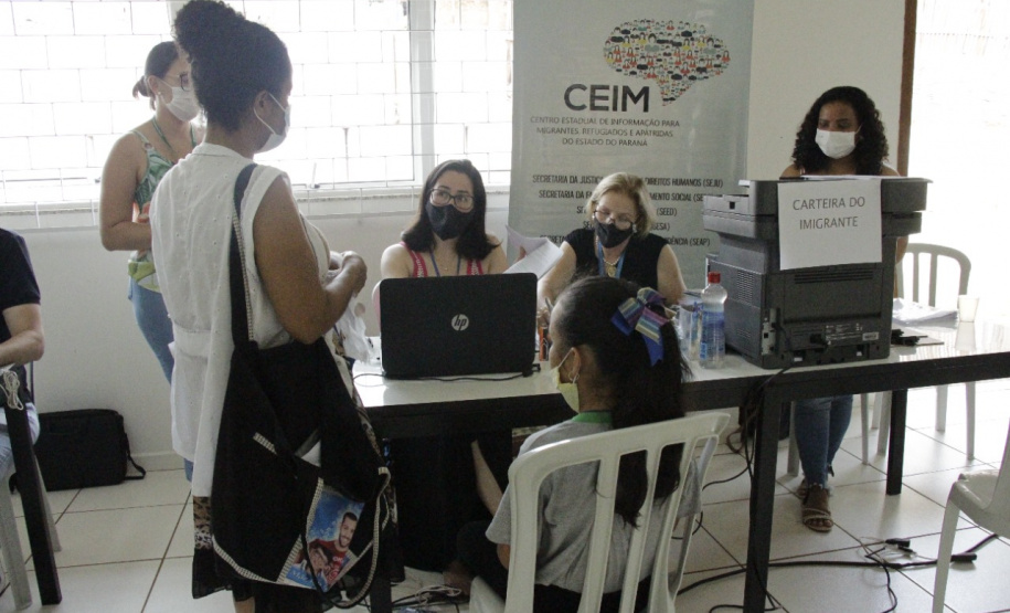 Programa Paraná Cidadão faz mais de 9 mil atendimentos em Cascavel